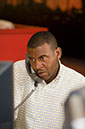 web201206
